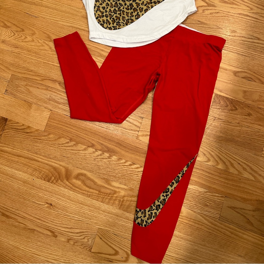 Red Nike Leggings With Cheetah Animal Print Check Medium